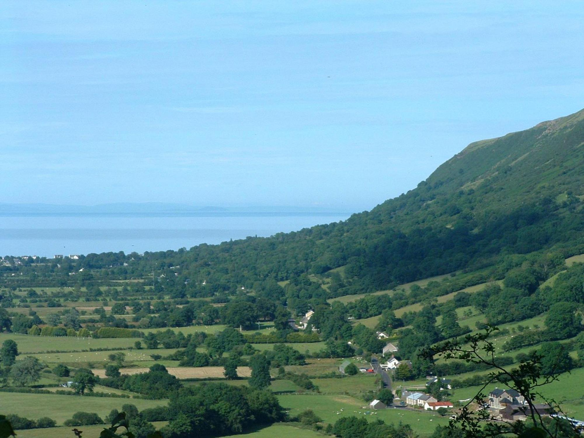 Lurig View B&B Glenariffe エクステリア 写真